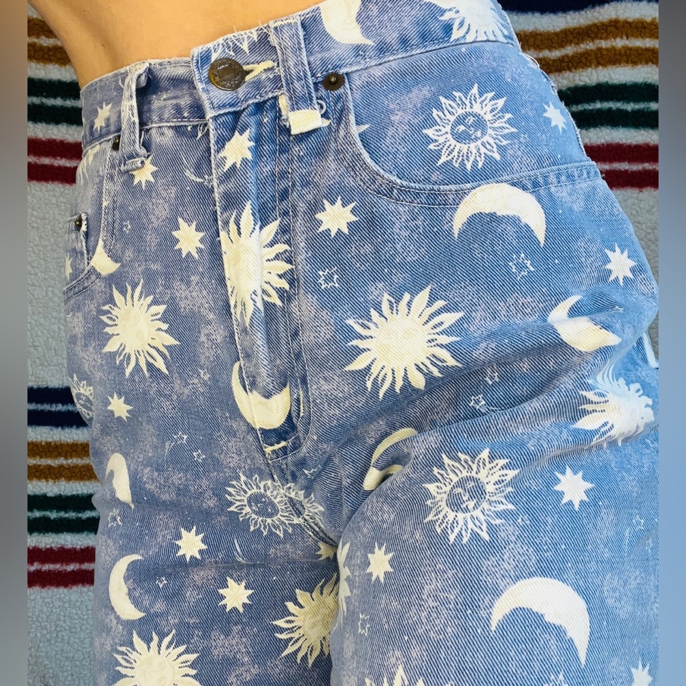 Genuine 90’s Vintage Sostanza Celestial Sun and Moon Jean Shorts
